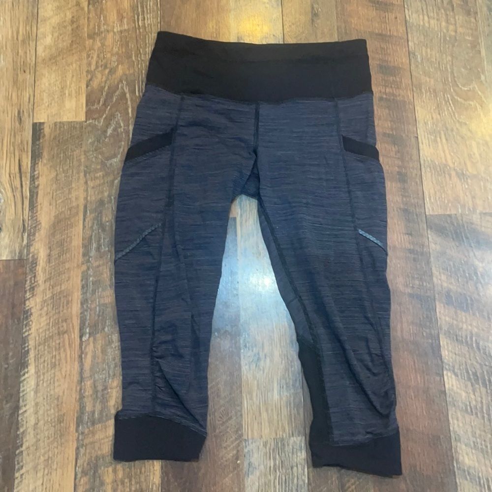 Lululemon capris 4 (4694R)